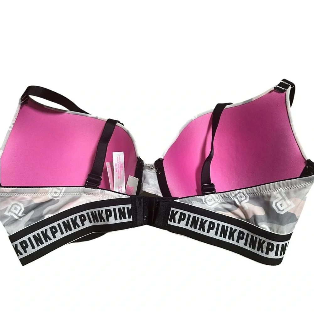 VS Victoria’s Secret 36DD Spell out Black and White Bra Push Up